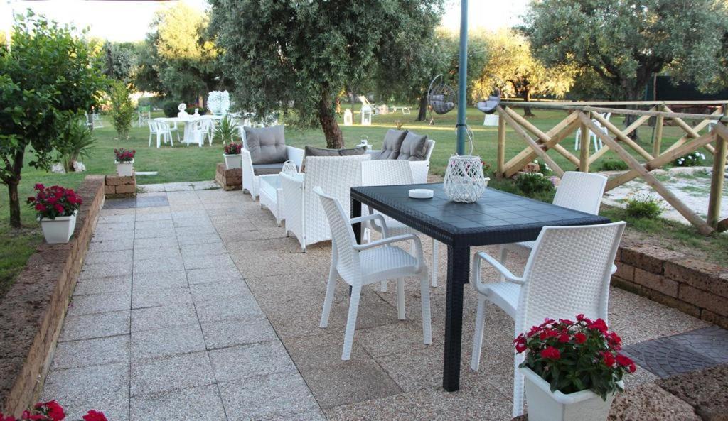 Pensione Degli Ulivi Porto SantʼElpidio Εξωτερικό φωτογραφία